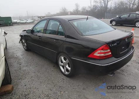 2005 Mercedes-Benz C 230 Kompressor Sport from USA, damaged, VIN WDBRF40J55F637457